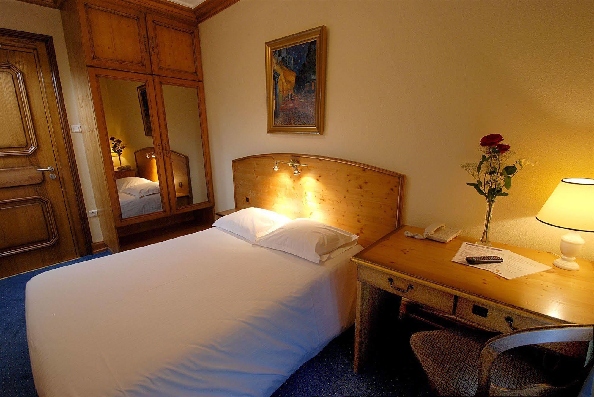 Hotel Au Nid De Cigognes Ostheim Eksteriør bilde